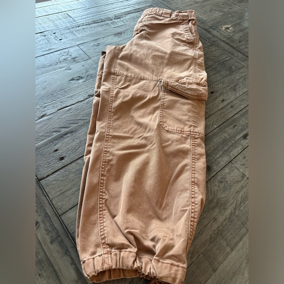 Old Navy High Waisted Balloon Jogger, EUC, size medium. - Picture 4 of 6